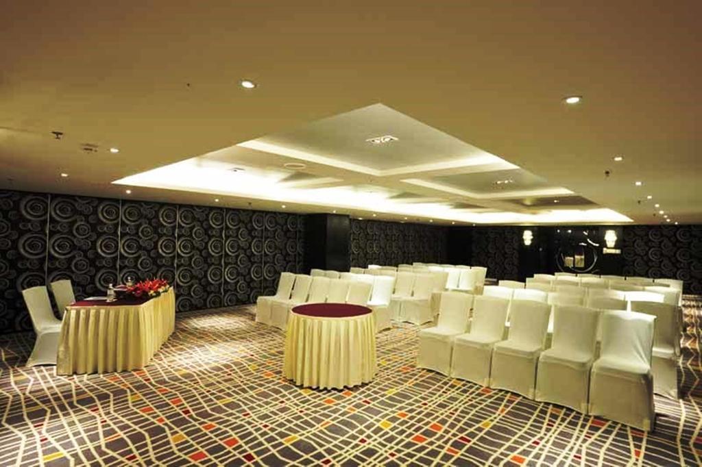 Ming Garden Hotel & Residences Kota Kinabalu Extérieur photo
