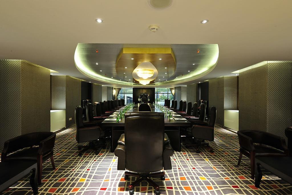 Ming Garden Hotel & Residences Kota Kinabalu Extérieur photo